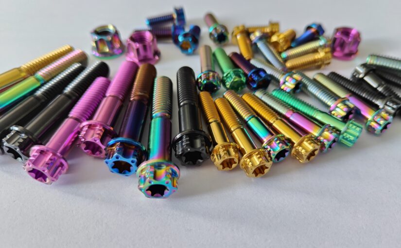 Grade 5 (Ti-6Al-4V) titanium bolts Common styles